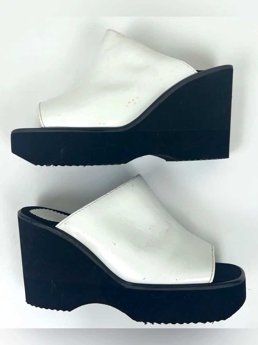 Vintage Y2K Bongo Platform Wedge